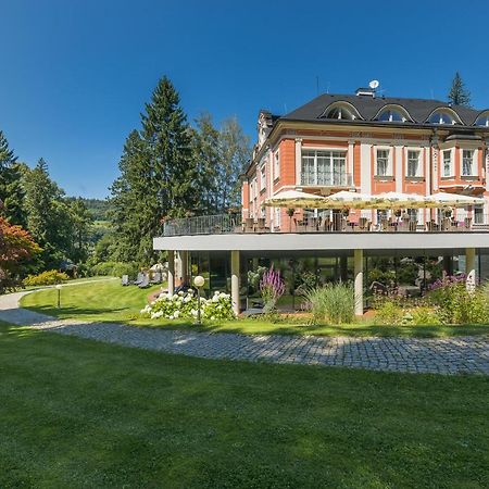 Wellness & Spa Hotel Villa Regenhart Jeseník Kültér fotó