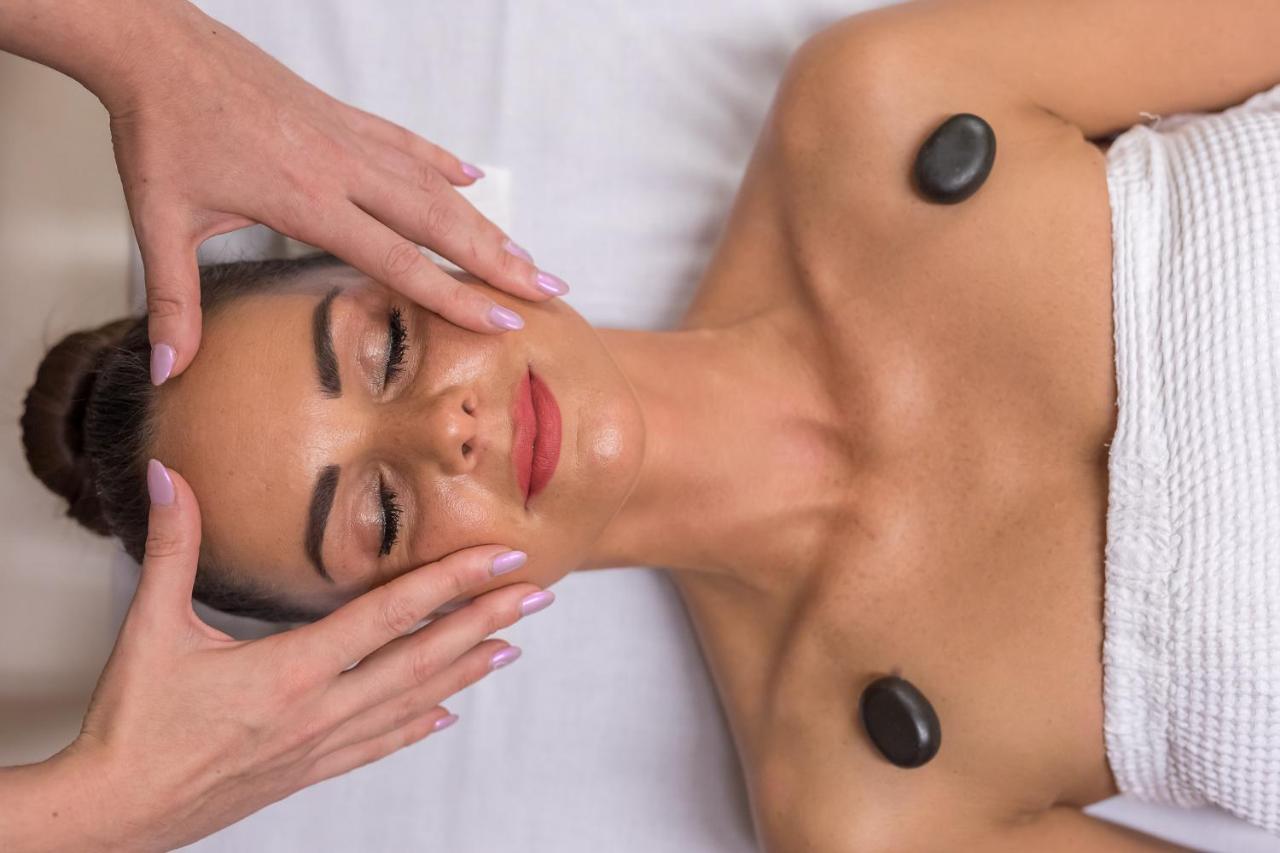 Wellness & Spa Hotel Villa Regenhart Jeseník Kültér fotó