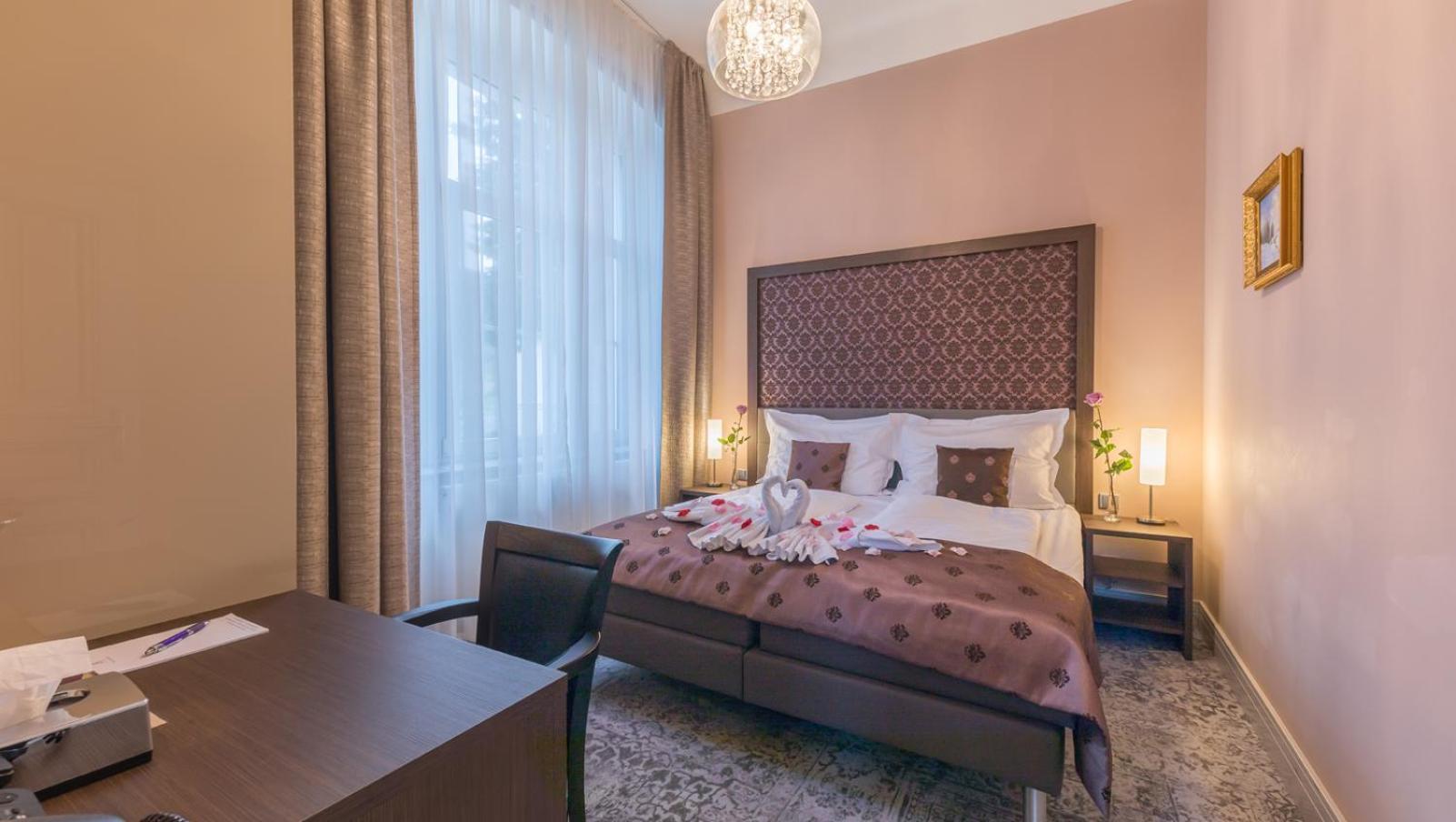 Wellness & Spa Hotel Villa Regenhart Jeseník Kültér fotó