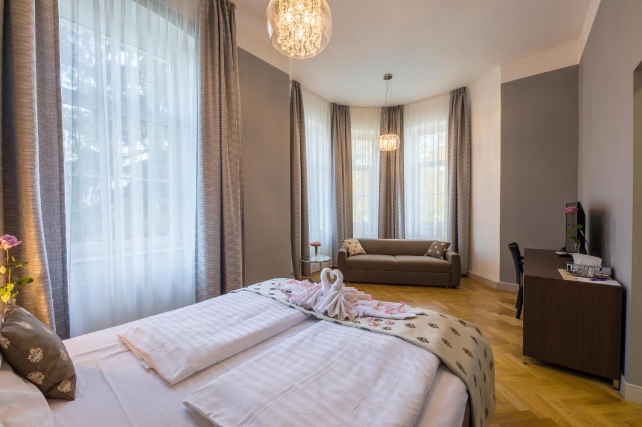 Wellness & Spa Hotel Villa Regenhart Jeseník Kültér fotó