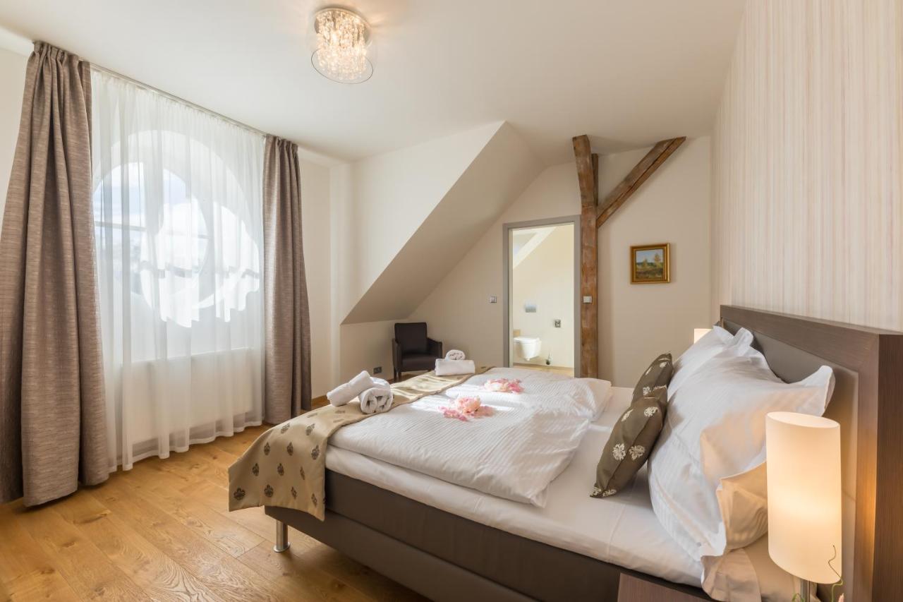 Wellness & Spa Hotel Villa Regenhart Jeseník Kültér fotó